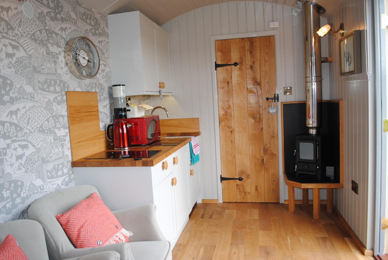 The Little John Petite Cosy Log Cabin - Sleeps 2, Great For Romantic Breaks, Couples, Single Guests, Near Sherwood Forest At Fairview Farm, Nottingham Set In 88 Acres Blidworth Экстерьер фото